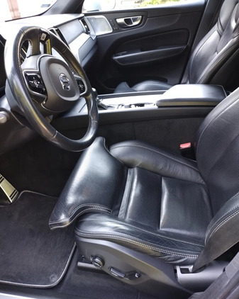 Volvo XC 60 cena 127000 przebieg: 178000, rok produkcji 2017 z Lublin małe 92